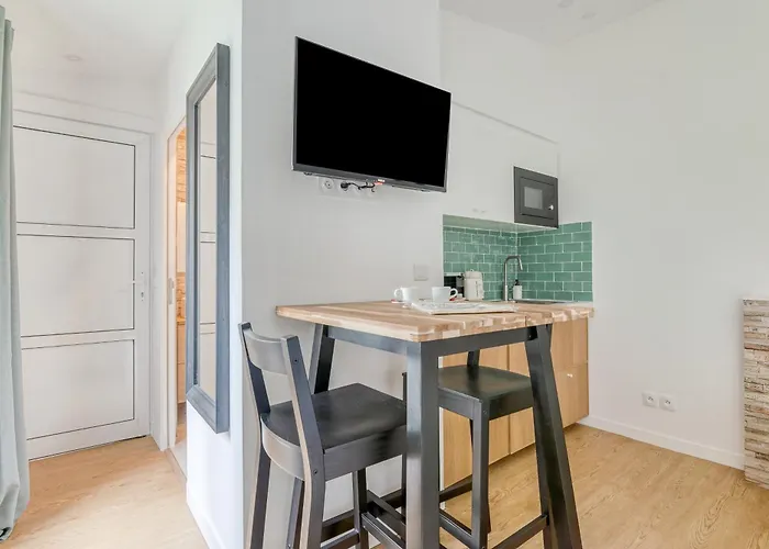 Charming Little House In Th Heart Of Batignolles